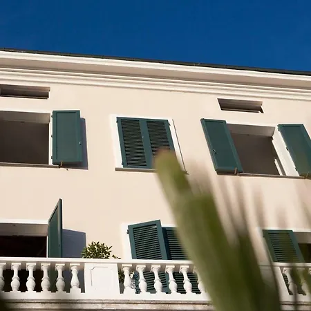 Porto Sole Bed & Breakfast 3*